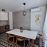 Delta House - Alfa *