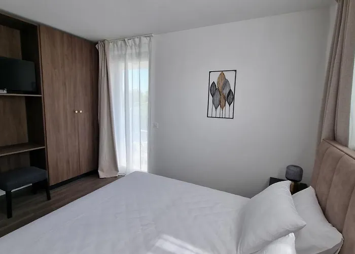 Delta House - Alfa 아파트 *